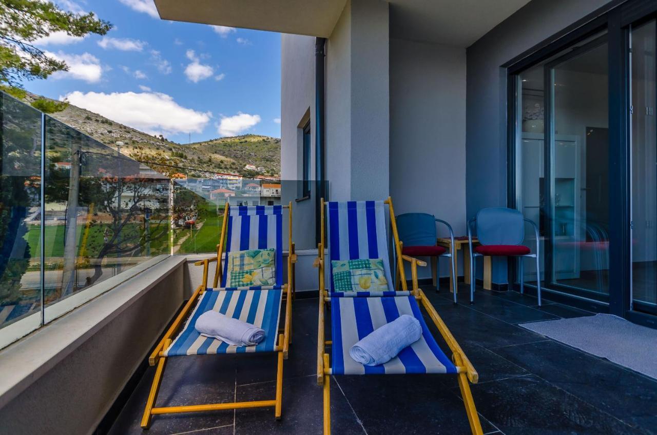 Apartment Rozalia Trogir Exterior photo