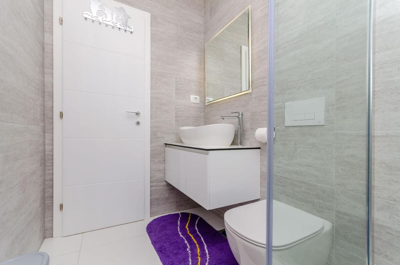 Apartment Rozalia Trogir Exterior photo