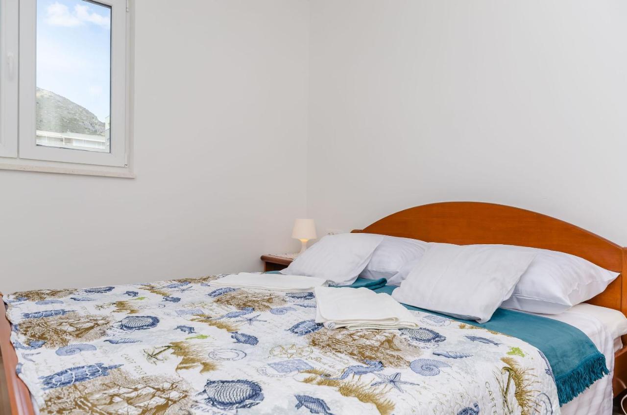 Apartment Rozalia Trogir Exterior photo